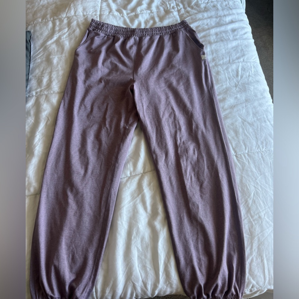 Vuori Women's Lavender Joggers
